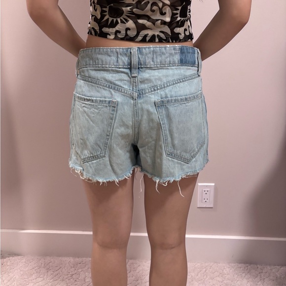 3 for$25 Hollister low rise baggy denim shorts - Picture 4 of 5